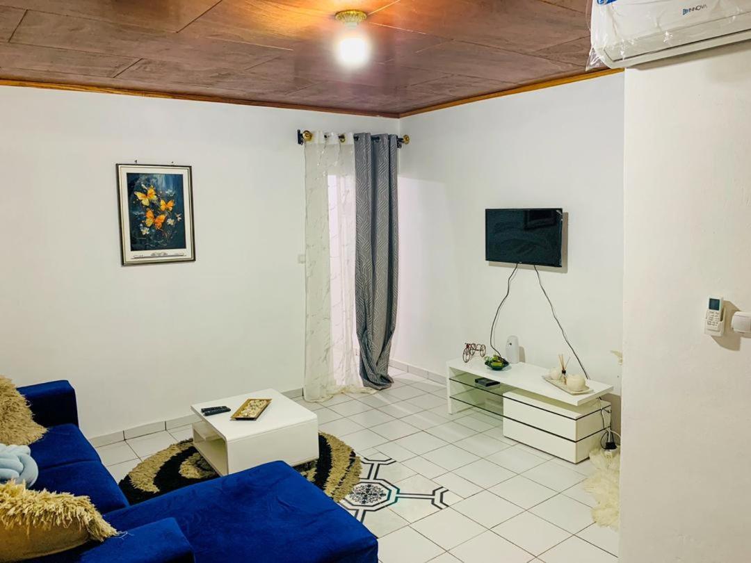 Residence Carole Yaounde Exterior photo